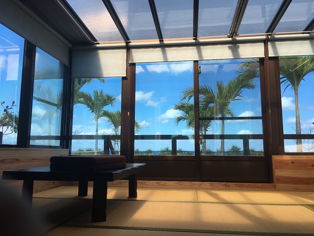 サンルームコテージ 禁煙 オーシャンビュー 客室1 | 長浜ビーチリゾート 海音