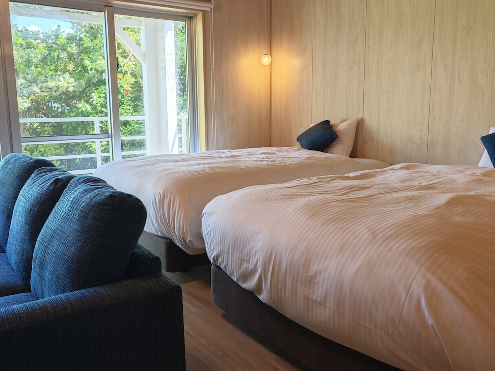 スカイデッキコテージ　サウナ有　禁煙　オーシャンビュー 客室1 | 長浜ビーチリゾート 海音