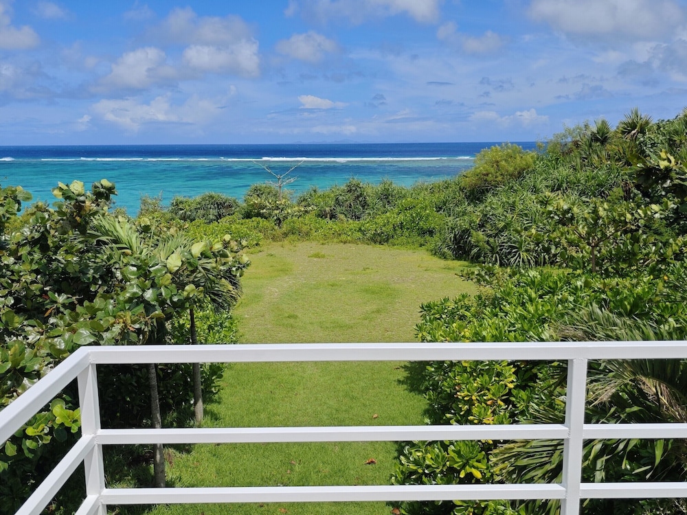 スカイデッキコテージ　サウナ有　禁煙　オーシャンビュー テラス / パティオ0 | 長浜ビーチリゾート 海音