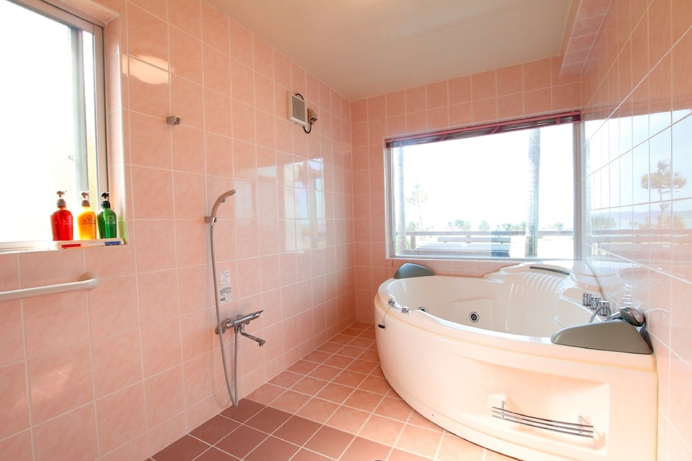 サンルームコテージ 禁煙 オーシャンビュー バスルーム0 | 長浜ビーチリゾート 海音