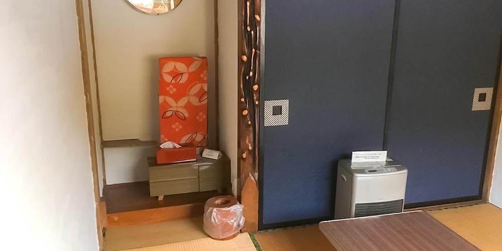 和室2人部屋 (4.5畳) 客室2 | 和楓ゲストハウス柏や