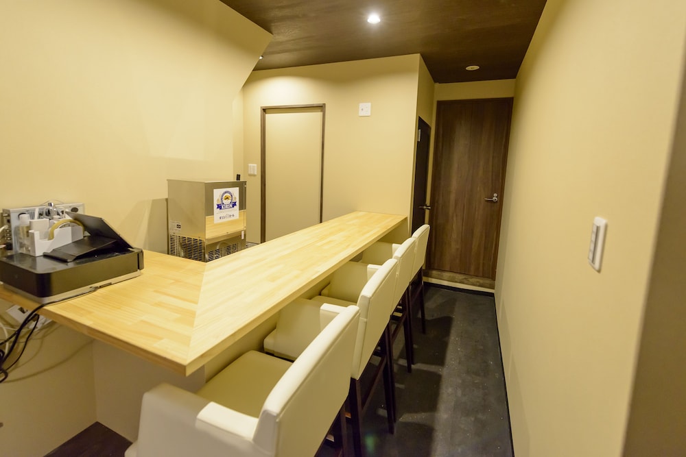 フロント1 | 京町やinn 洛央庵 フロント1 | 京町やinn 洛央庵