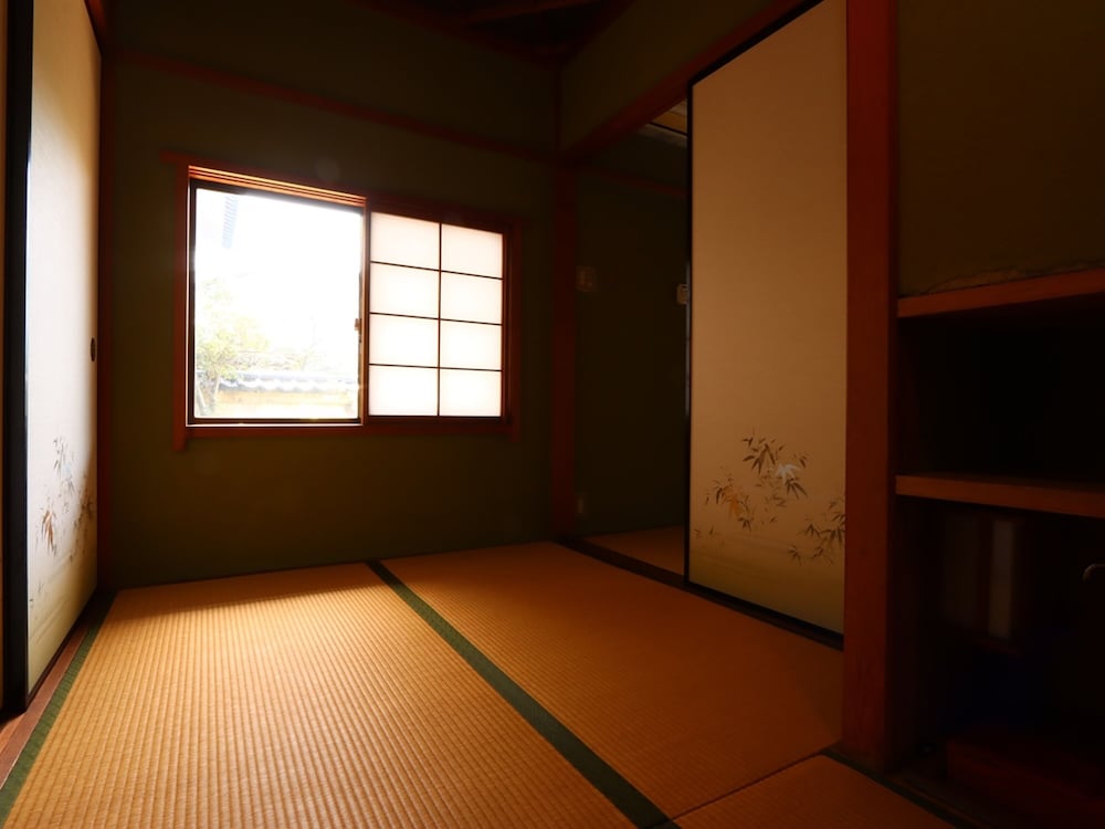 和室8畳 (トイレ付) 竹 禁煙 客室2 | 数寄屋風旅館からさわ