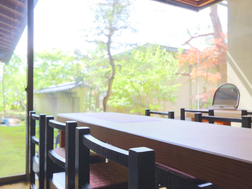 ラウンジ1 | 数寄屋風旅館からさわ ラウンジ1 | 数寄屋風旅館からさわ
