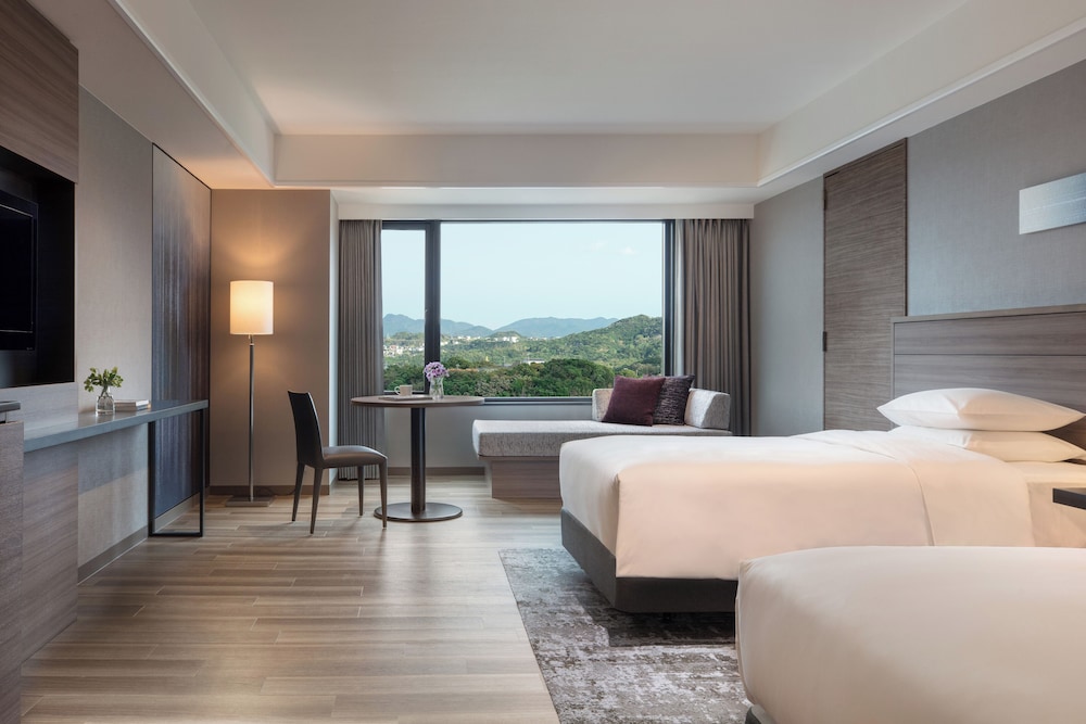 スーペリア ルーム ガーデンビュー (1 King Bed or 2 Twin Beds) 部屋からの景観0 | 南紀白浜マリオットホテル