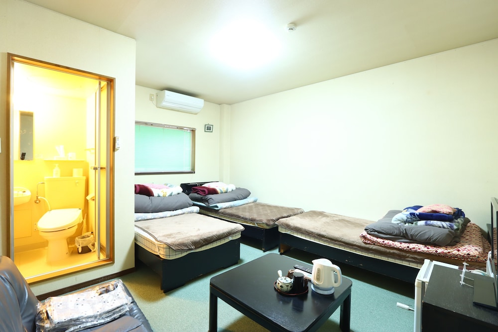 トリプルルーム 客室1 | 旅館兼六園