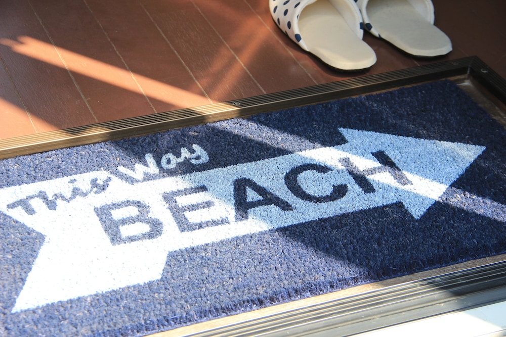 内部エントランス1 | パビリオンサーフ & ロッジ