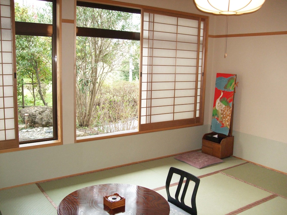 客室1 | なごみ宿 安住庵