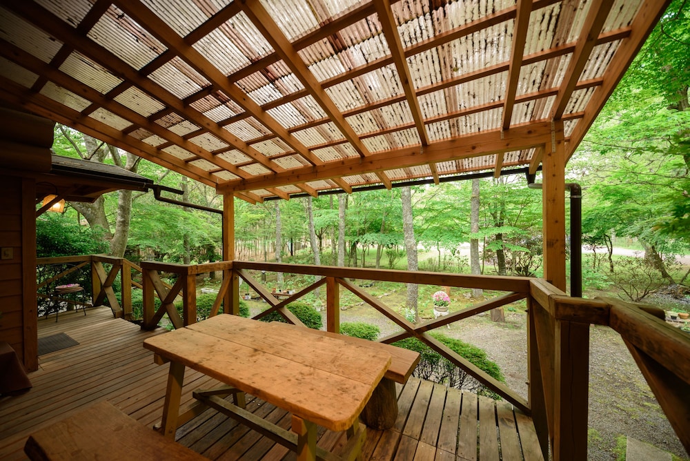 (山法師) リビング10畳+4.5畳キッチン付き[禁煙] 部屋からの景観0 | 湯布院 塚原高原 山荘 どんぐり