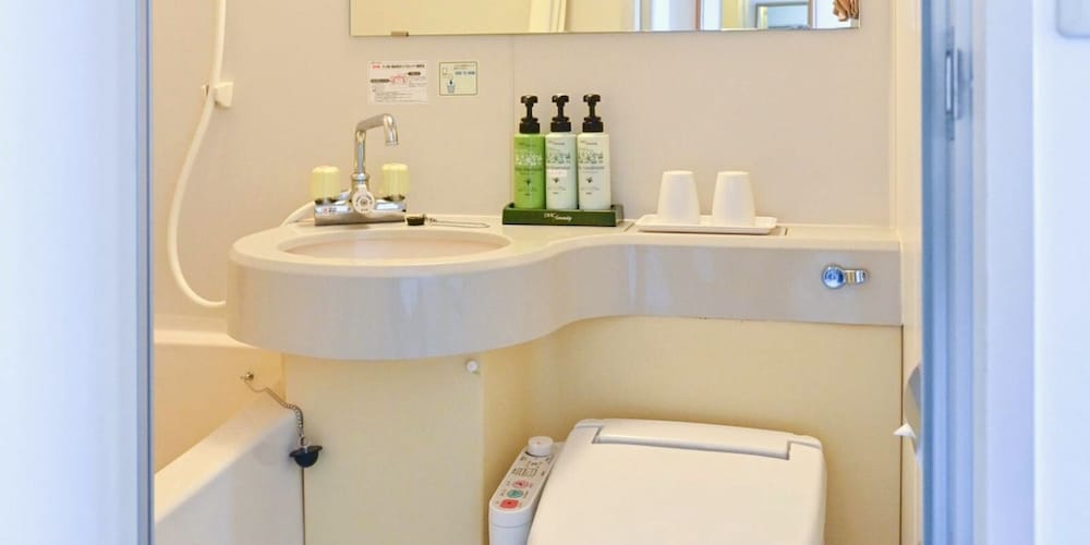 スタンダード セミダブルルーム 喫煙可 バスルーム0 | パークホテル可児