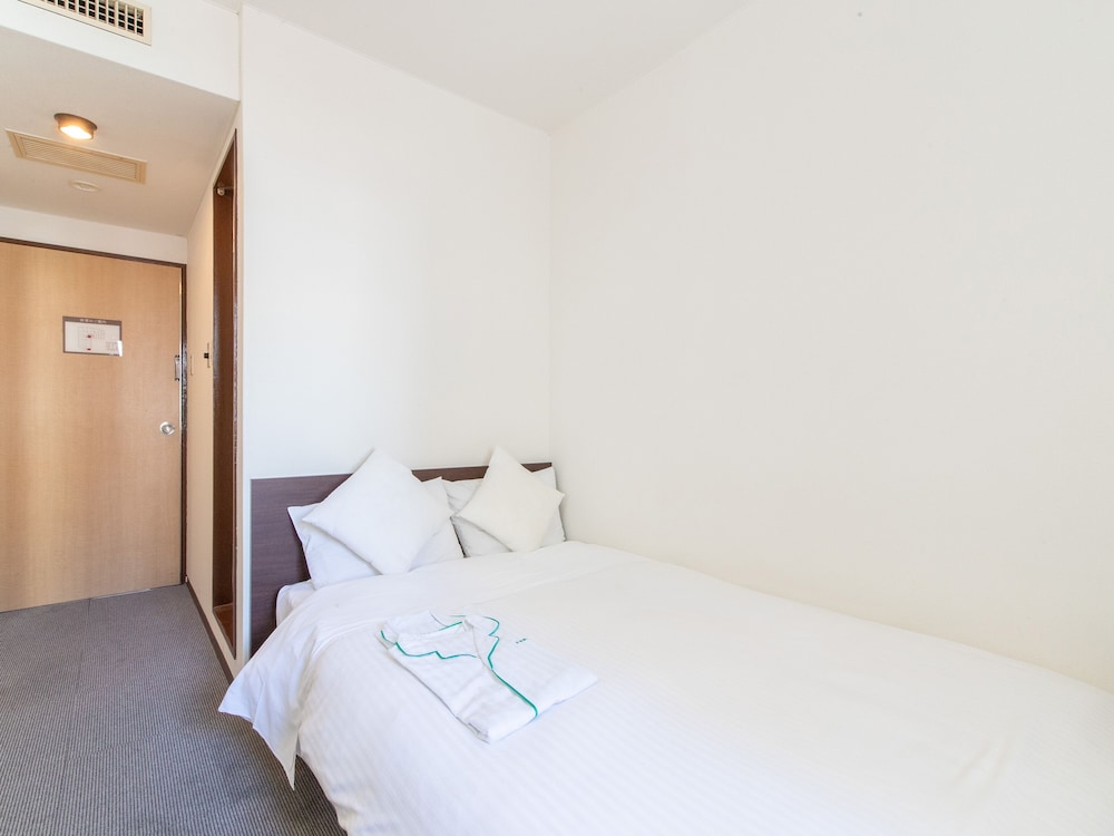 セミダブルルーム 喫煙可 客室5 | Tabist させぼパレスホテル