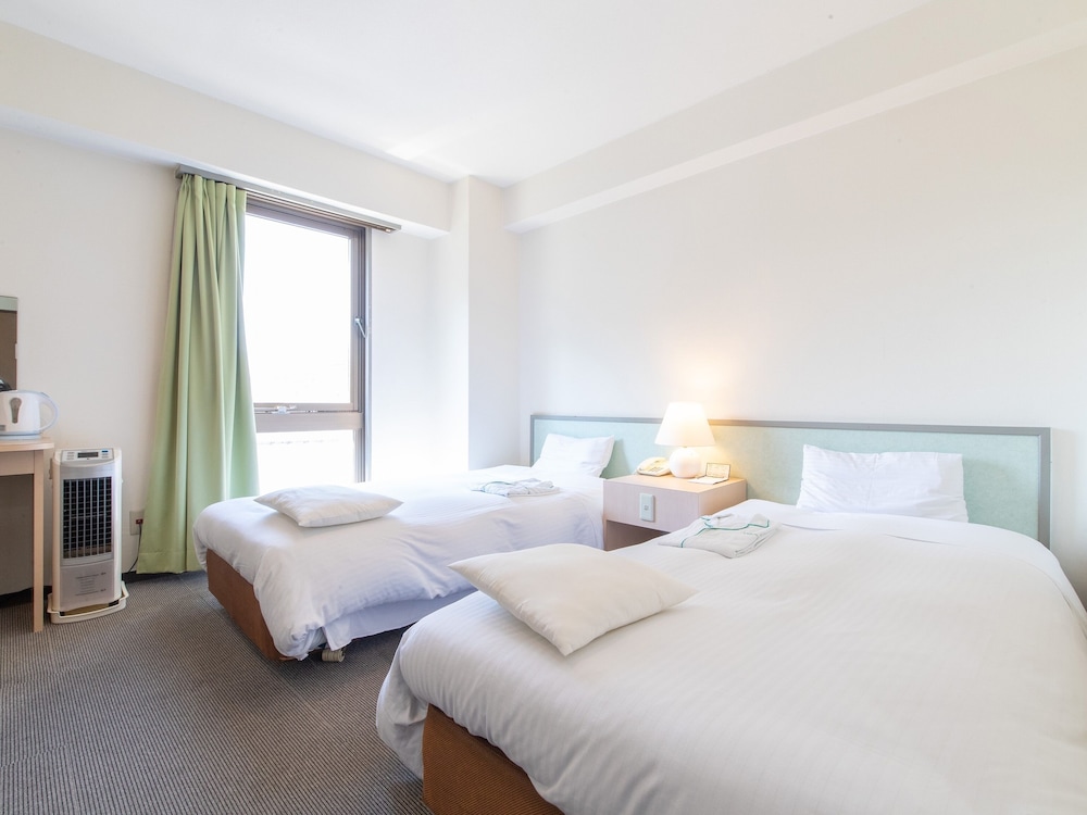 ツインルーム 禁煙 客室13 | Tabist させぼパレスホテル