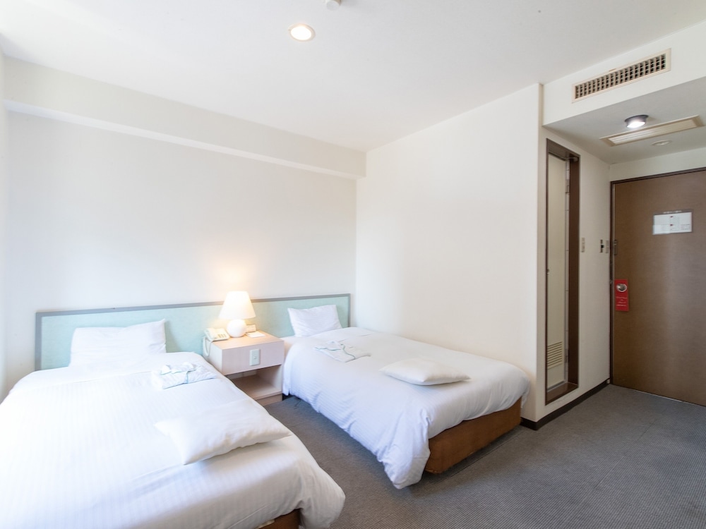 ツインルーム 禁煙 客室9 | Tabist させぼパレスホテル