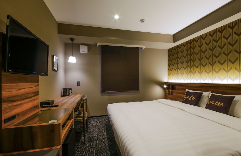 スタンダード ダブルルーム キングベッド 1 台 禁煙 | ホテルコード心斎橋