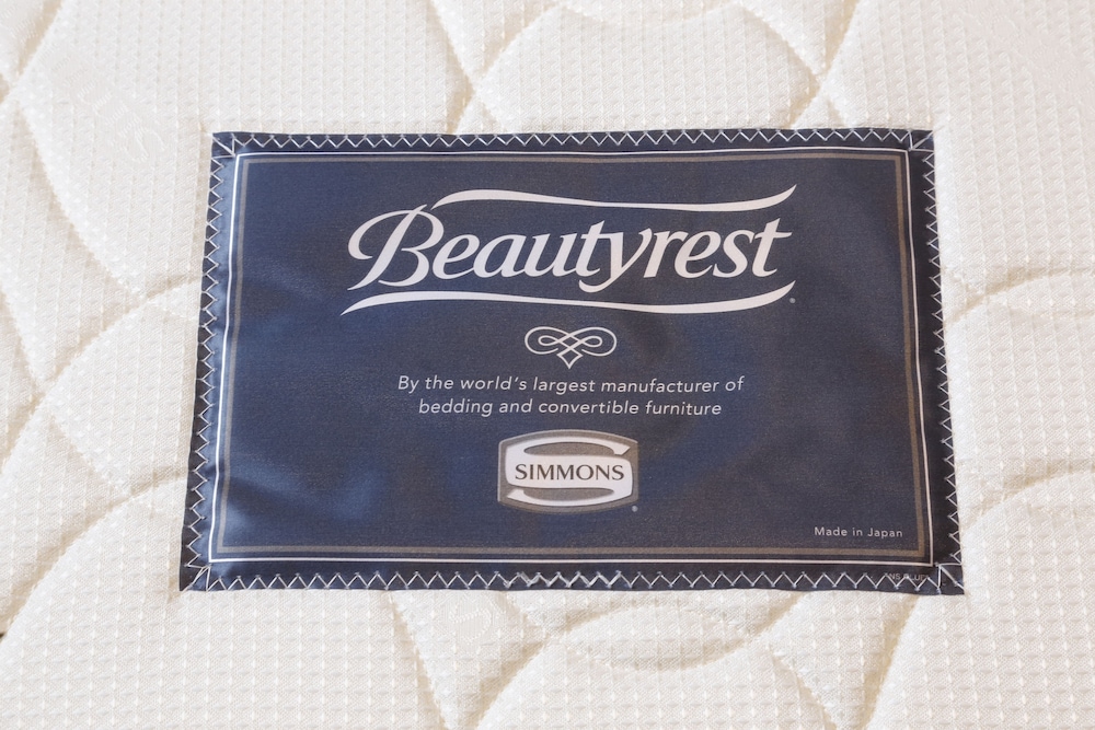 スタンダード ダブルルーム キングベッド 1 台 禁煙 客室1 | ホテルコード心斎橋