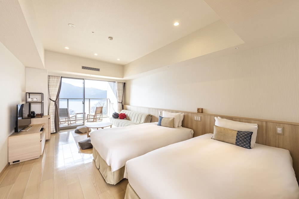 スタンダード ルーム 禁煙 客室1 | 箱根 芦ノ湖 はなをり