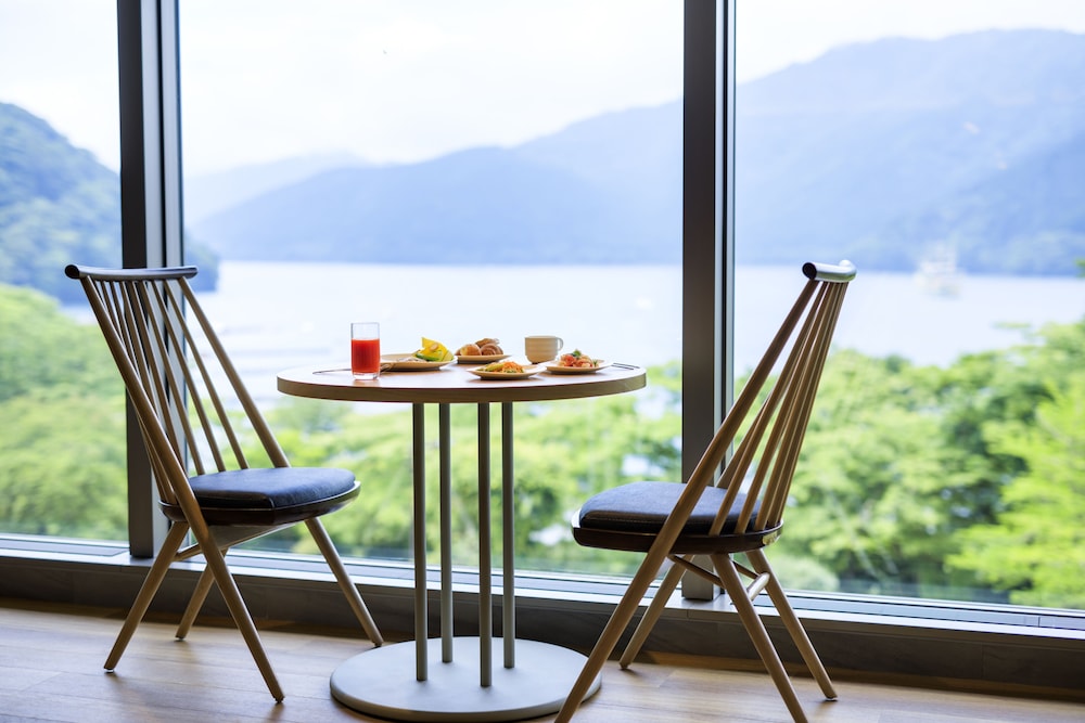 レストラン1 | 箱根 芦ノ湖 はなをり レストラン1 | 箱根 芦ノ湖 はなをり