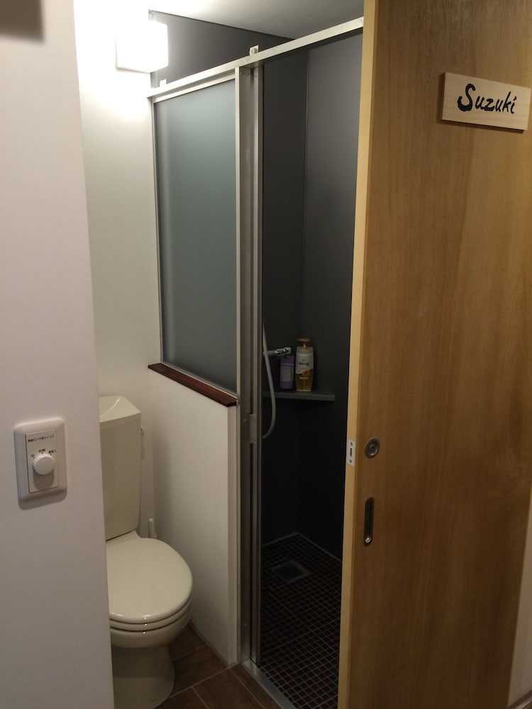 エコノミー ツインルーム バスルーム0 | ウノ・ポート・イン