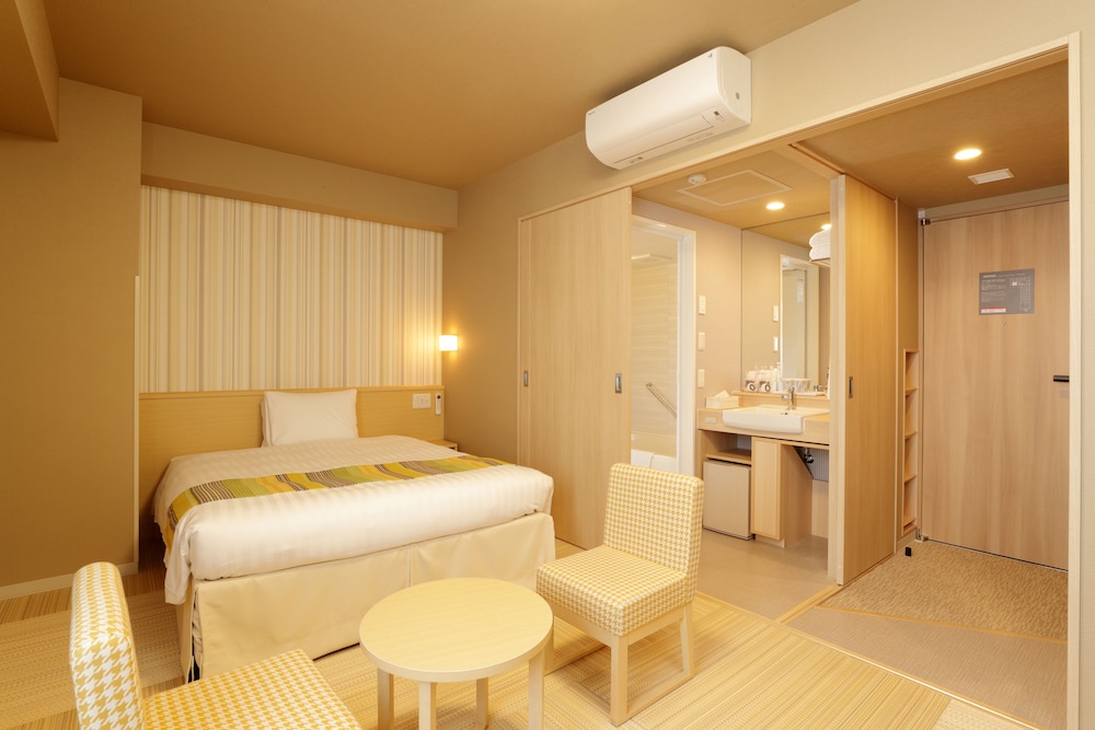 デラックスダブルルーム | 日和ホテル舞浜