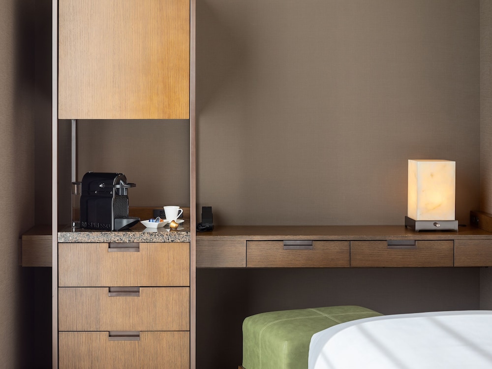 デラックスツイン (喫煙可) | ホテル ザ セレスティン銀座