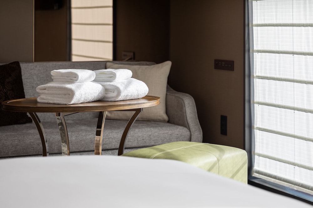 スーペリアコーナーツイン (喫煙可) 客室1 | ホテル ザ セレスティン銀座