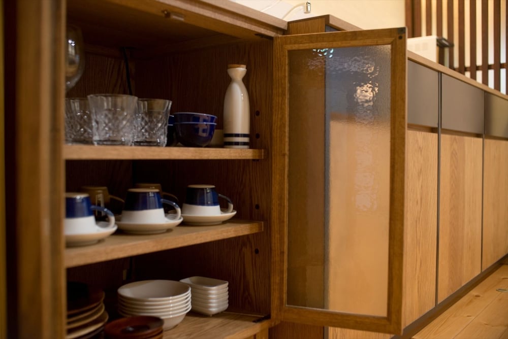 町家 [*3名以上のご予約の場合のみ追加で布団の提供あり] 専用簡易キッチン2 | かずえや