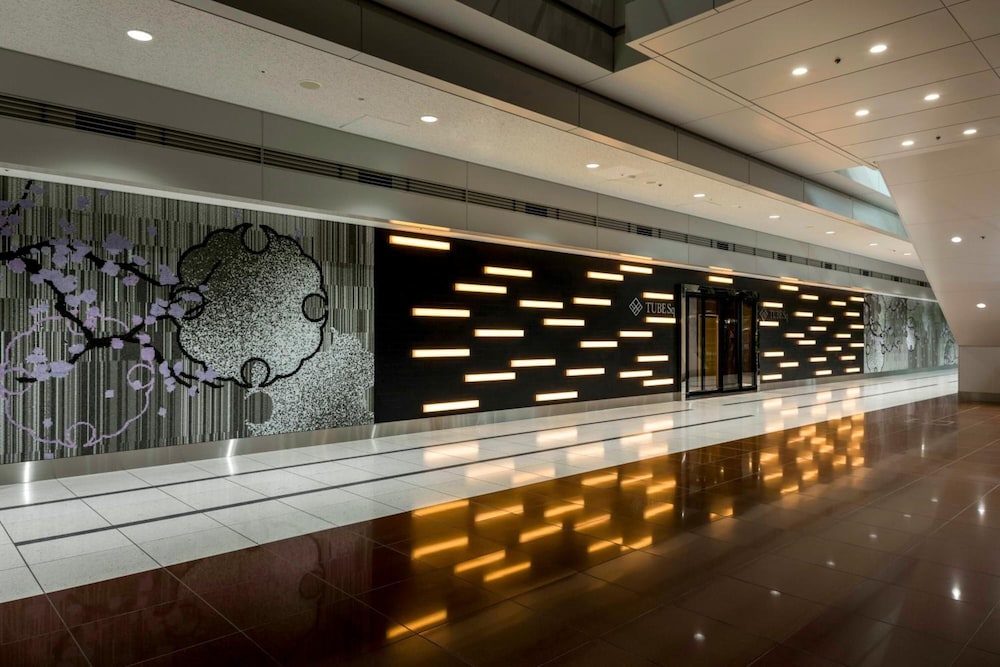 ロビー1 | TUBE Sq