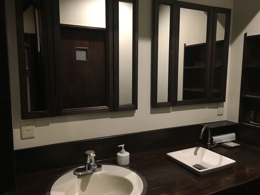 松の家 和洋室 (バス無しトイレ付き、喫煙可) 客室7 | 湯元 長座