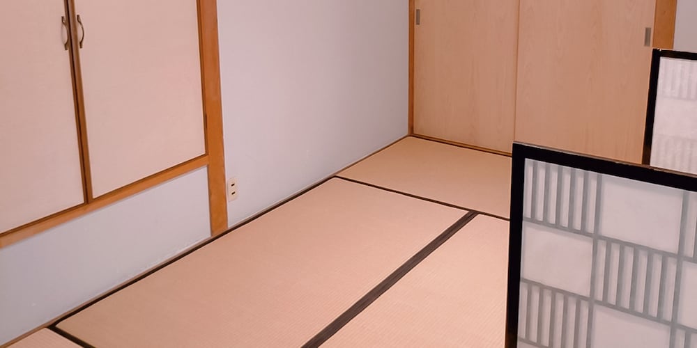 [鍋島/NABESHIMA]和室貸切(3名様まで) 客室4 | 佐賀インターナショナルゲストハウス HAGAKURE