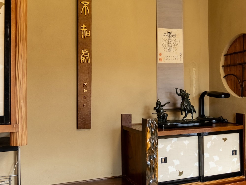 セミダブルルーム 禁煙 客室10 | 中央館 清水屋旅館