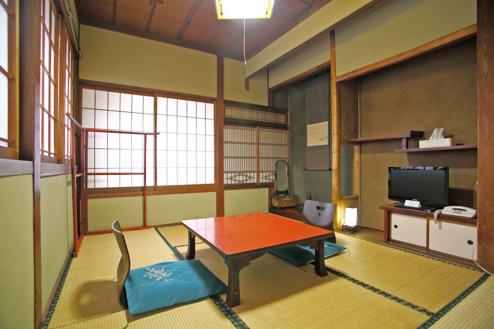 セミダブルルーム 禁煙 | 中央館 清水屋旅館