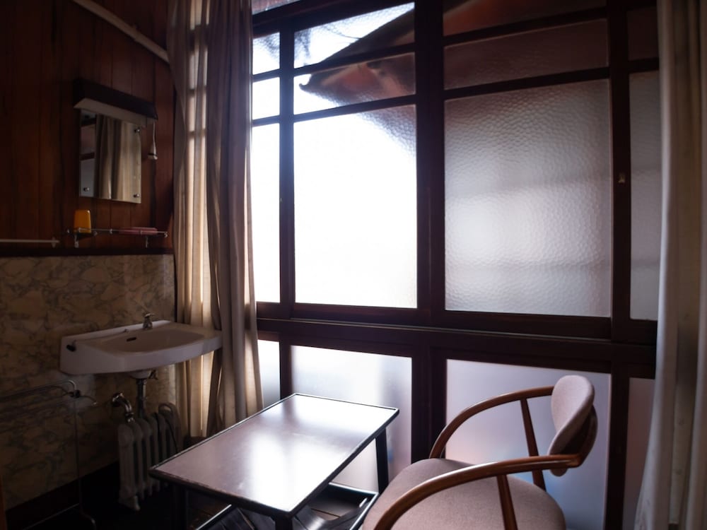 セミダブルルーム 禁煙 客室7 | 中央館 清水屋旅館
