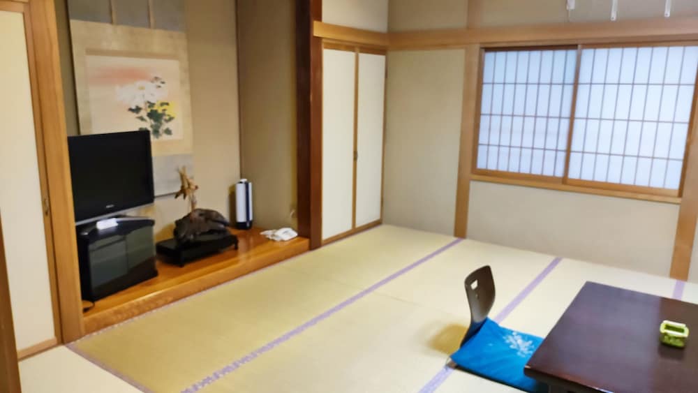 トラディショナル ルーム 客室1 | 中央館 清水屋旅館