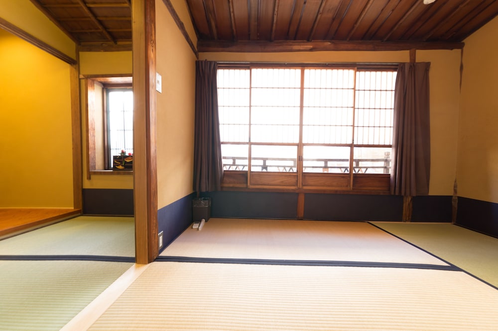 客室1 | 雲町屋 祇園花見 KumoMachiya Gionhanami