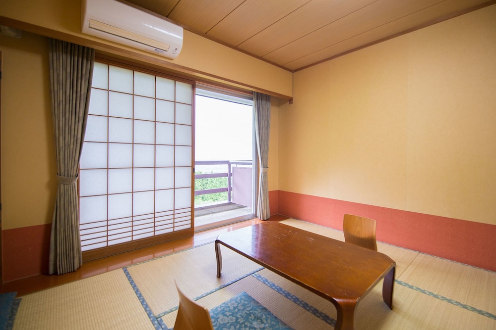 客室1 | 由布院温泉 ゆふいん 七色の風