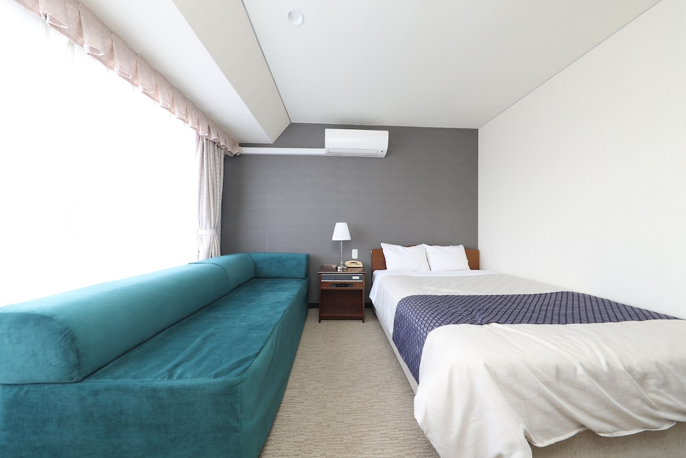 エコノミー ダブルルーム 喫煙可 客室2 | HOTEL 21