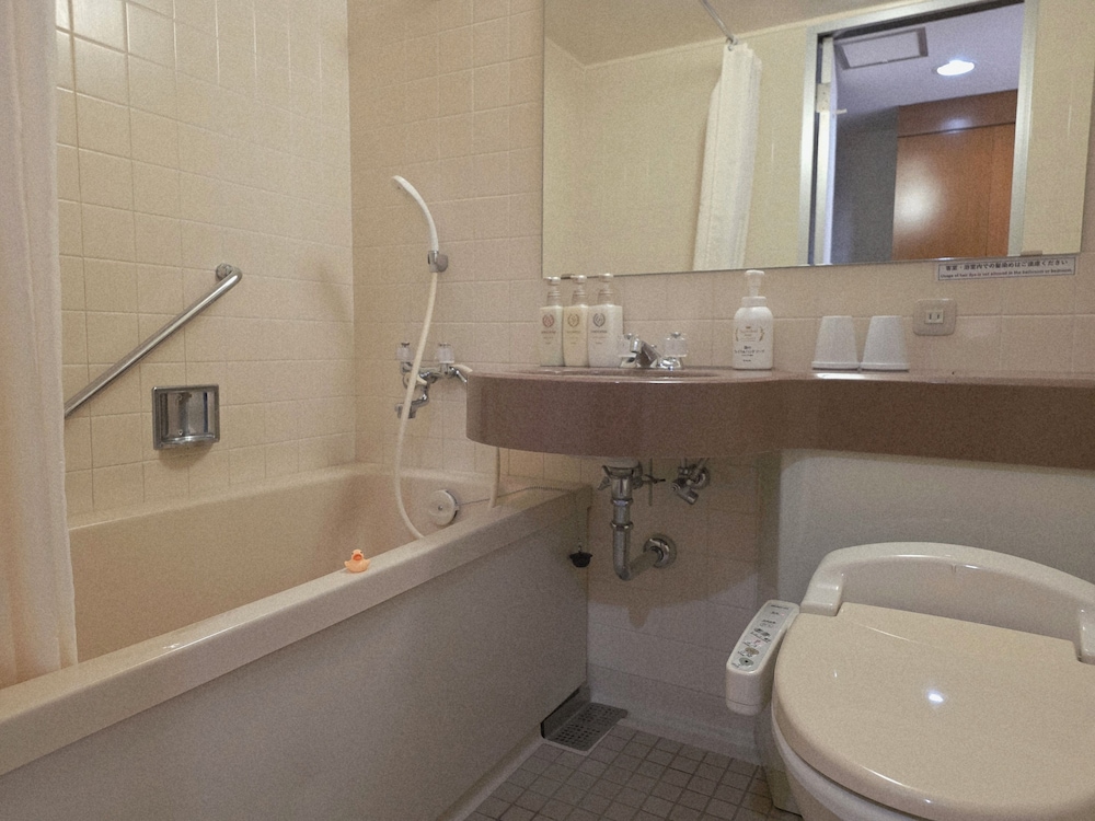 ダブルルーム バスルーム0 | アーバンホテル東京 新松戸