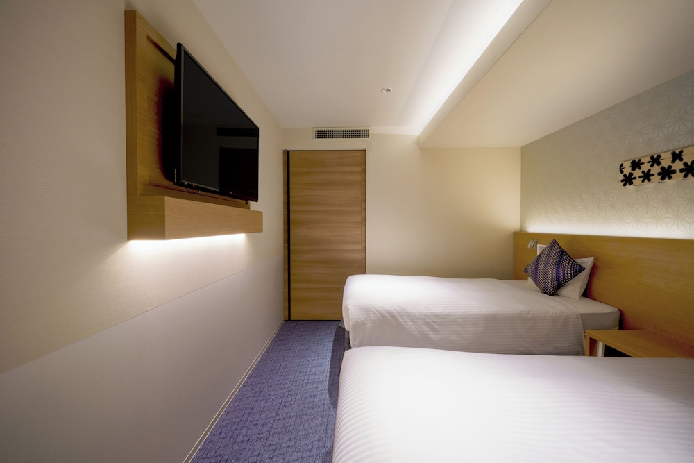 デラックスツインルーム禁煙 ベッド2-3台　23.7平米 客室2 | ホテルビスタ名古屋 [錦]