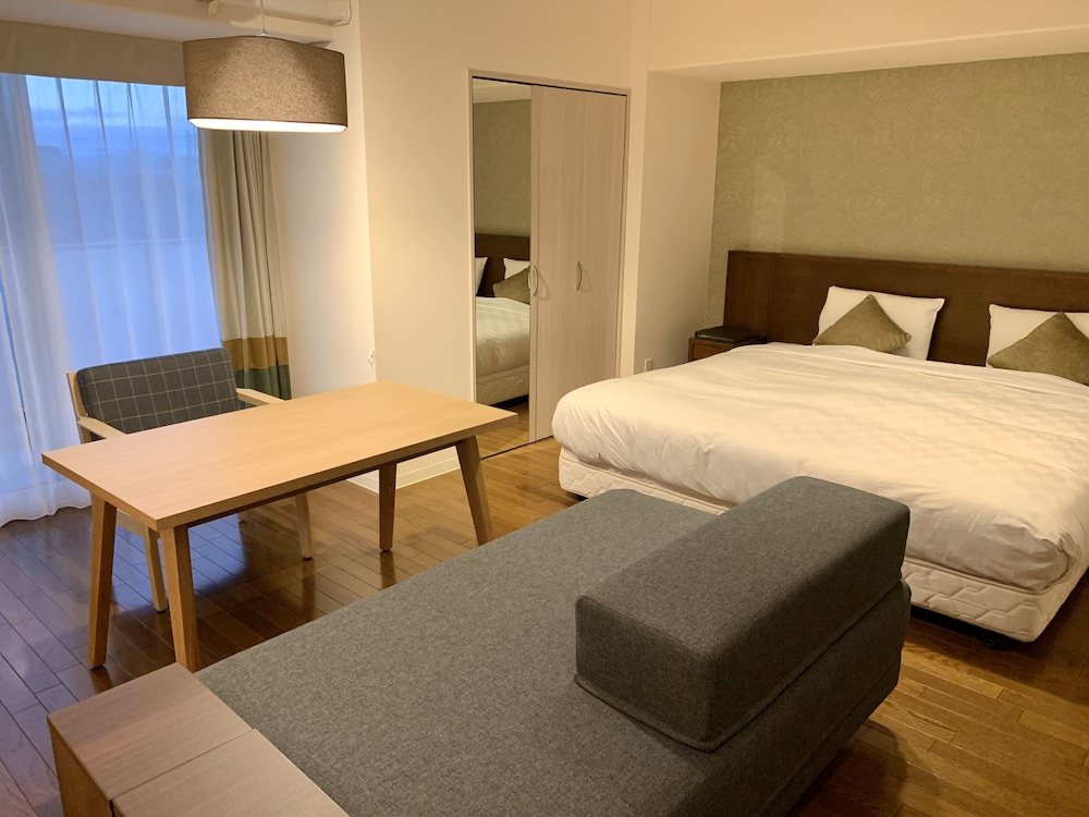 Deluxe King B (Shower Booth, Bed Size 200cm, Sofa Bed, Non-smoking, Maximum occupancy: 3 people) | ホテルグローバルビュー函館