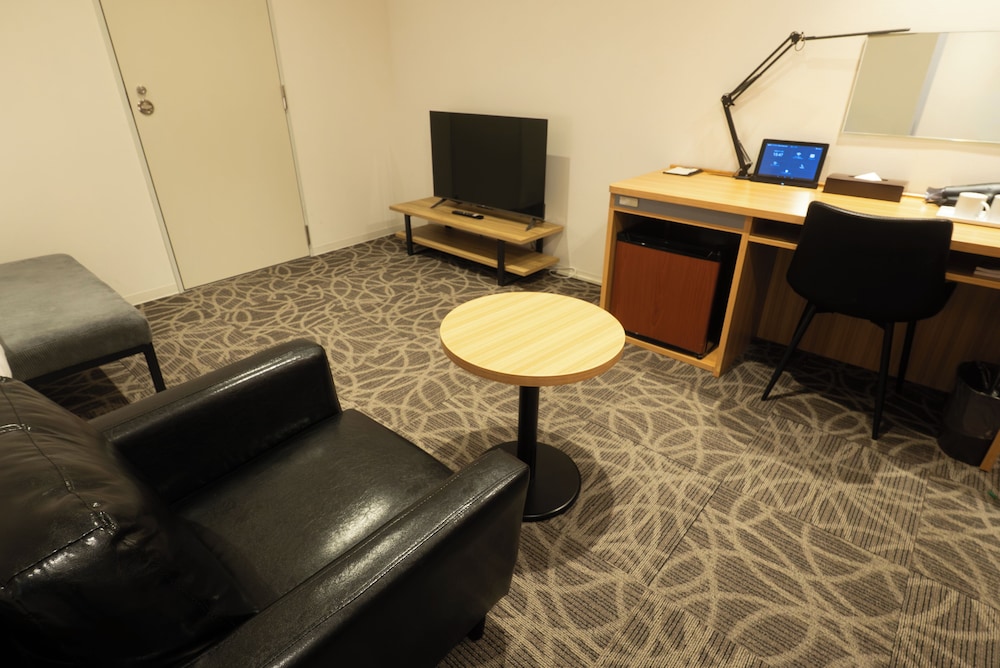 デラックス ダブルルーム 禁煙 客室13 | 桜ガーデンホテル