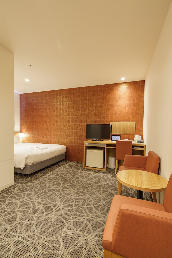 デラックス ダブルルーム 禁煙 客室4 | 桜ガーデンホテル