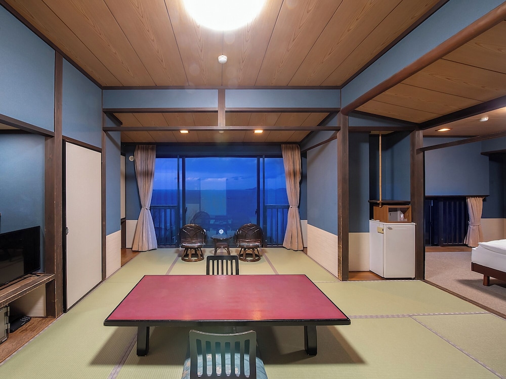 絶景和室Jrスイート [風月亭(14帖+6帖)] 禁煙 客室2 | 新八屋