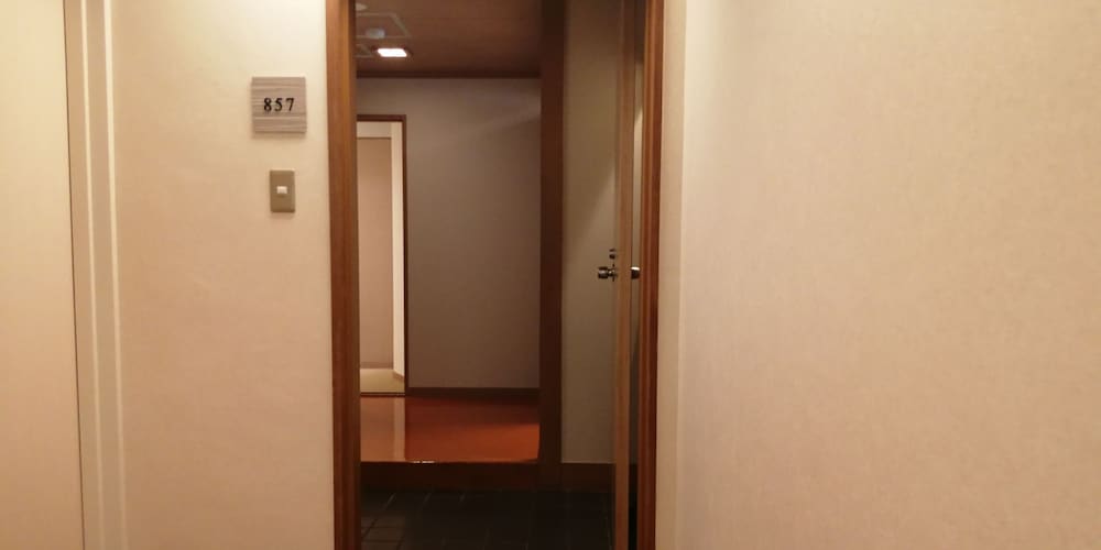 [禁煙] 別館 飛鳥 スタンダード和室 街側 (12.5畳+広縁) 客室3 | 黒部・宇奈月温泉 やまのは