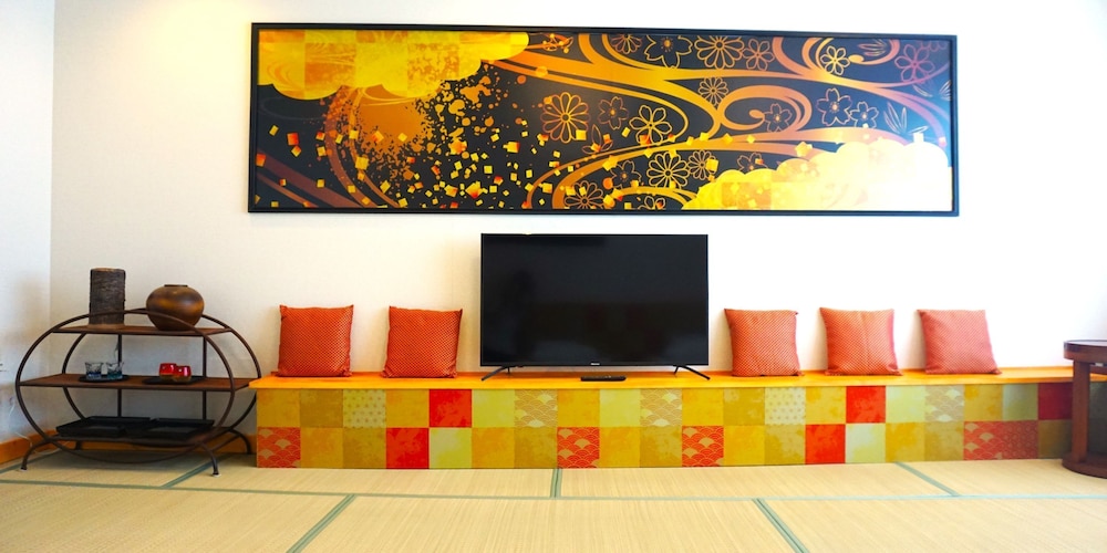 最上階 スカイルーム ワンフロア貸し切り 禁煙 客室2 | ホテル オロックス