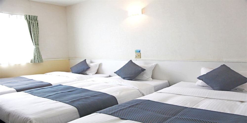 トリプルルーム 禁煙 | ホテル オロックス