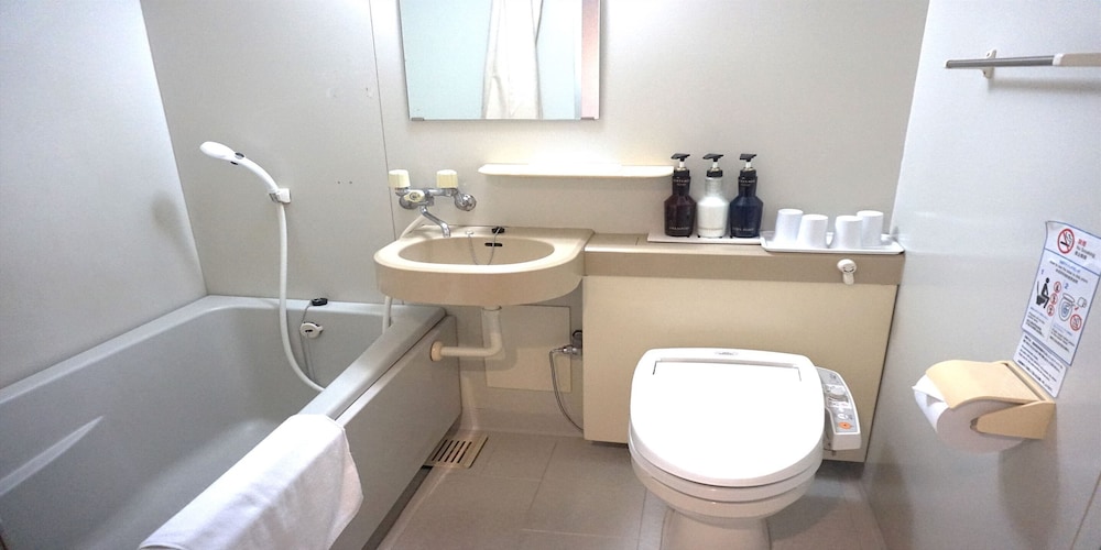 和洋室ファミリールーム バスルーム0 | ホテル オロックス