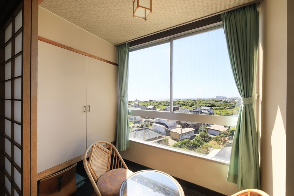 [禁煙] おまかせ部屋(7.5畳) 客室3 | 房総白浜ウミサトホテル