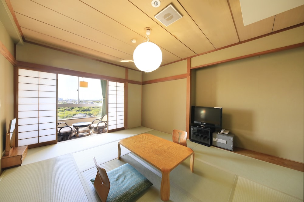 [禁煙] おまかせ部屋(10畳) 客室1 | 房総白浜ウミサトホテル