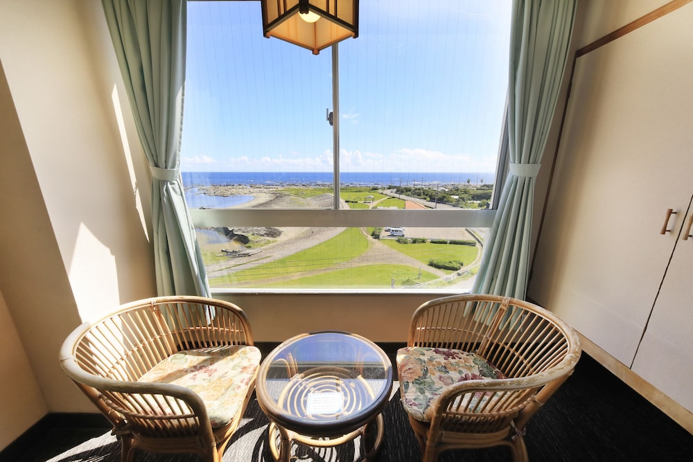 [禁煙] オーシャンビュー和室(7.5畳) 客室1 | 房総白浜ウミサトホテル