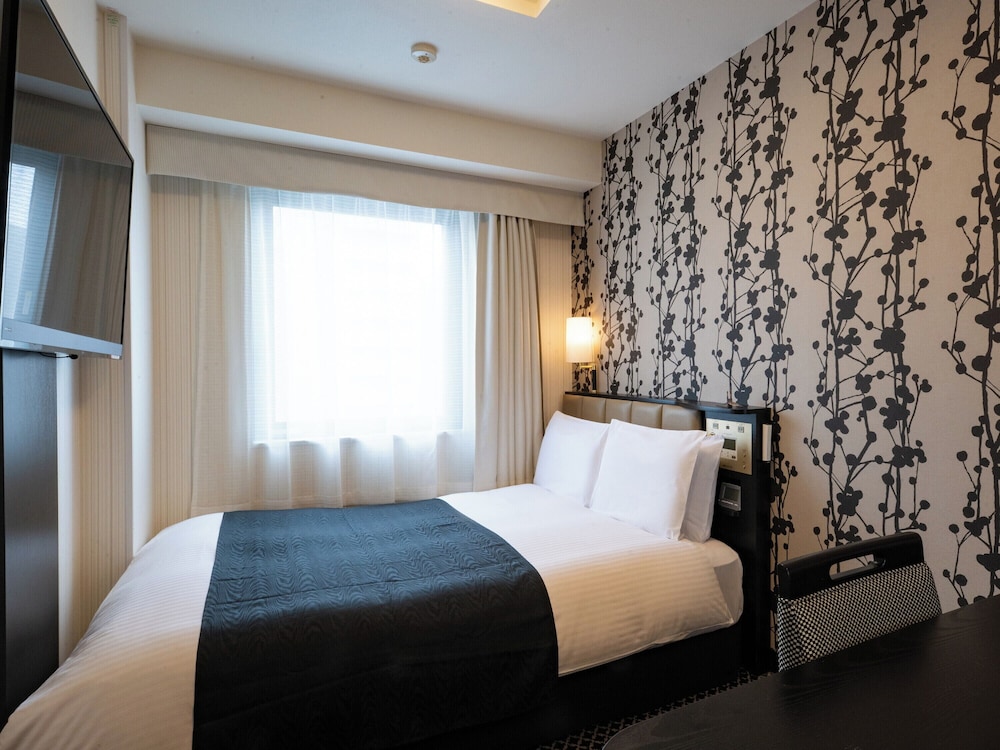 ダブルルーム 禁煙 (10m2) | アパホテル〈名古屋栄東〉